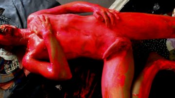 Man on pink Board © Meton Atopik 2010