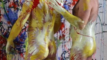 Painting your body an intense experience – part 1